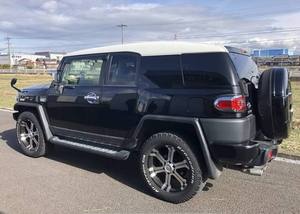 Compre Toyota FJ Cruiser Usado Japonés del 2013, 2014, 2015 con Volante a la Derecha a un Precio Justo - Product Image 2