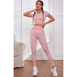 Conjuntos de yoga con logotipo personalizado para mujer Fitness transpirable ligero 100% algodón conjuntos sin costuras para mujer - Product Image 1