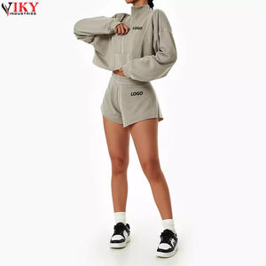 Ensemble de survêtement d'été pour femmes, short et haut, qualité supérieure, design tendance, personnalisable, par VIKY INDUSTRIES - Product Image 4