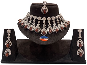 ชุดสร้อยคอโชกเกอร์แบบคลาสสิกของผู้หญิงมีสไตล์พร้อมต่างหูสำหรับงานปาร์ตี้และงานครบรอบไอเดียของขวัญตามประเพณี - Product Image 4