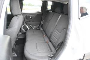 Jeep Renegade Latitude 2019 d'occasion propre - Product Image 4