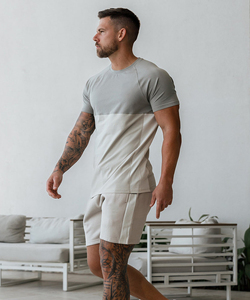 Alta calidad 100% poliéster gimnasio desgaste regular camiseta y pantalones cortos logotipo personalizado doble conjunto chándal para ropa de hombre - Product Image 1