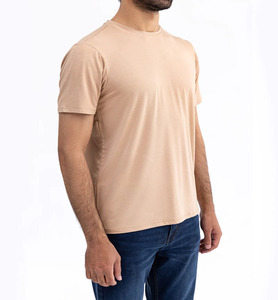 Camiseta bordada personalizada de alta calidad al por mayor, serigrafiada camiseta lisa de manga corta de algodón y poliéster para hombre con bolsillo - Product Image 5