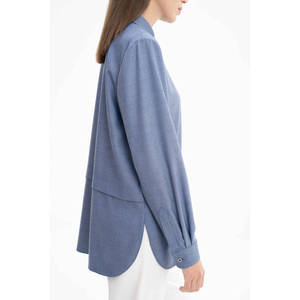 Blusa de popelina índigo con cintura bordada para mujer - Product Image 5