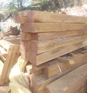 Le bois de construction personnalisable de haute qualité pour la fabrication de palettes de bois scié - Product Image 3