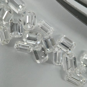 Mantra Diamond E F Color VS VVS Emerald Cut 0.10 Diamants cultivés en laboratoire CVD HPHT IGI Certifiés pour les bijoux en or - Product Image 1