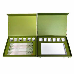 Caja de Regalo para Chocolates con Separadores para 12 Piezas, Impresión Personalizada de Alta Gama, Empaque de Grado Alimenticio OEM con Laminado Mate y Grabado - Product Image 3