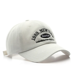 Vente en gros Casquette de baseball Gorro en coton de première qualité à 6 panneaux avec logo personnalisé non structuré avec boucle réglable brodée à la main pour hommes - Product Image 3