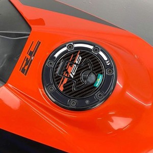 Adesivo Protettivo 3D Personalizzato per Tappo Serbatoio KTM RC 125 2015-2021 - Product Image 1