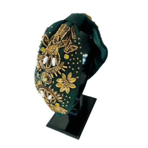 Diadema de Lujo Hecha a Mano con Cuentas Doradas y Nudo Floral, Accesorio para el Cabello de Tela Bordada, Ligera, Cómoda, Duradera y Suave Acolchada - Product Image 1