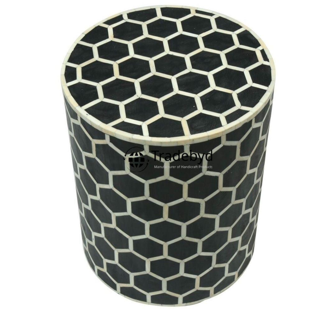 Available in different Colors