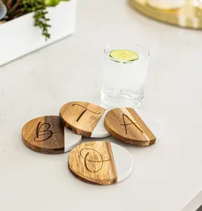 Posavasos de Madera y Resina de Primera Calidad con Diseño Artístico Moderno para el Hogar, Madera Natural Hecha a Mano de Lujo a un Precio Accesible - Product Image 3