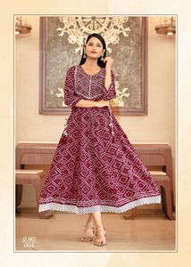 Diseñador de calidad superior Bordado Trabajo Rayon Bandhej Kurti para damas Desgaste y proveedor de exportador indio - Product Image 4