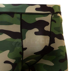 Nouvelle arrivage de shorts de compression personnalisés de bonne qualité shorts de compression de vêtements de gym fabriqués au Pakistan - Product Image 6