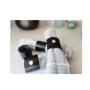 แหวนผ้าเช็ดปากสำหรับรับประทานอาหารทำจากหนัง4ชิ้นและปรับขนาดได้ตามต้องการ - Product Image 1