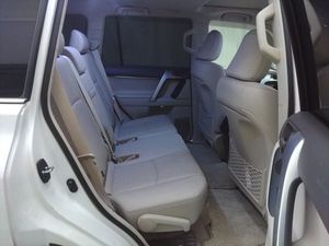 Direction droite pour Toyota pour Land Cruiser Prado avec boîte de vitesses automatique et sièges en cuir disponibles - Product Image 5