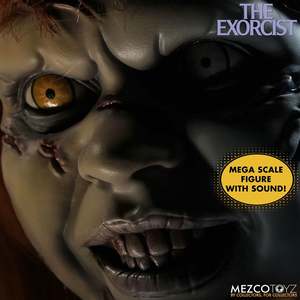 ตุ๊กตาเรแกนจากเรื่อง Exorcist Mega Scale ขนาดใหญ่ 15 นิ้ว สไตล์การ์ตูน ทำจากผ้าฝ้ายและพลาสติก พร้อมอุปกรณ์เสริมสำหรับเด็ก หมายเลขรุ่นสำหรับการตกแต่ง - Product Image 3