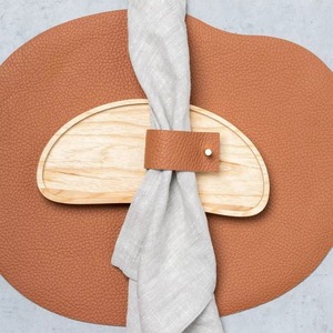 Porte-serviette en cuir fabriqué à la main pour décoration de table événements de mariage hôtel salle à manger Style naturel Serviette Accent - Product Image 1