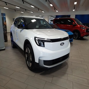 EXPLORER PREMIUM SUV 2025 USADO RECIENTEMENTE, TODOTERRENO, TRANSMISIÓN AUTOMÁTICA - Product Image 1