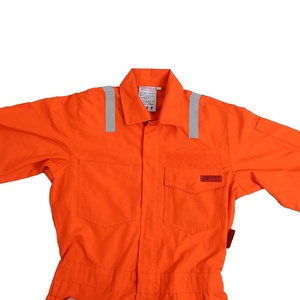 Combinaison de travail ignifuge de niveau D avec bande réfléchissante Conforme à la norme NFPA 2112 - Product Image 2