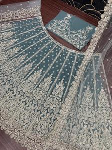 Lehenga Choli de mariée traditionnelle de créateur de qualité supérieure avec des paillettes de Chine lourde Dupatta pour des vêtements de mariage élégants - Product Image 6