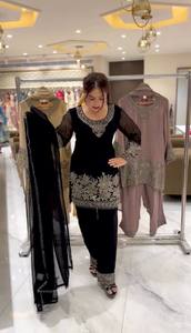 Lanzamiento del nuevo diseñador Party Wear Look Top- Bottom y Dupatta Totalmente cosido - Product Image 3