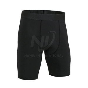 Vêtements d'entraînement de gymnastique Shorts pour hommes avec compression Shorts de compression pour hommes en matériau durable sur mesure - Product Image 3