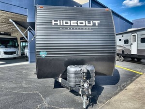 K-e-y-s-t-o-ne Hideout Sport 240BH d'occasion 2024 avec performances d'hébergement élevées, disponible à la vente - Product Image 4