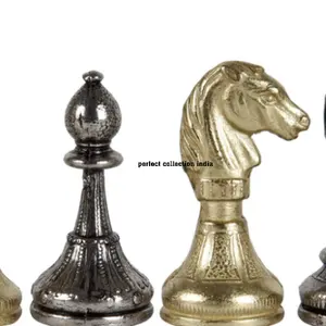 חתיכות שחמט מועמד מתכתי (4.25 אינץ ') חתיכות שחמט מעץ עם 2 מלכות נוספות כסף עתיק