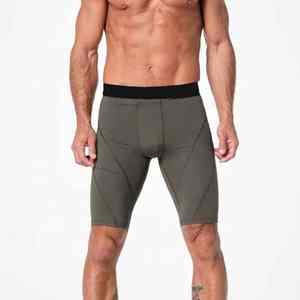 Shorts de compression décontractés pour hommes de la meilleure qualité pour la salle de sport, longueur genou, toile unie, teinture unie, séchage rapide, léger - Product Image 2