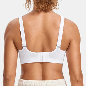 Soutien-gorge de sport bleu ciel pour femmes en gros, soutien-gorge rembourré de haute qualité avec logo personnalisé sur la bonnette, coussinets de poitrine sans couture, taille unique - Product Image 3