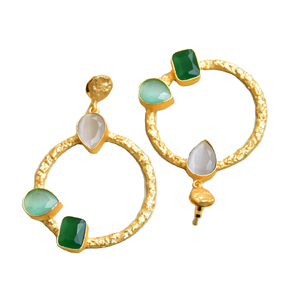 Boucles d'oreilles pendantes en laiton tendance, design en pierre naturelle brute, finition laiton satiné, pièce de style affirmé, haute qualité, vente en gros - Product Image 2