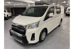 Voiture d'occasion de qualité et abordable, Toyota HI-ACE LW-B 2020, conduite à droite - Product Image 3