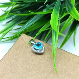 Colgante de corazón de Zirconia cúbica azul cielo de alta calidad, colgante de diseño de Halo de Plata de Ley 925 para mujer, joyería de regalo romántico - Product Image 4