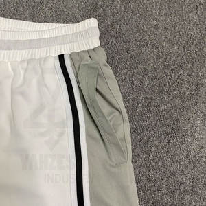 Shorts de basketball en mesh pour homme, style High Street 2023, design tendance, respirant, anti-plis, taille élastique, couleur unie - Product Image 4