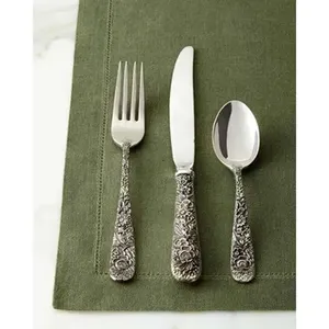 Ensemble de couverts en acier inoxydable de haute qualité avec finition miroir, parfait pour les hôtels de mariage et les accessoires de cuisine - Product Image 4