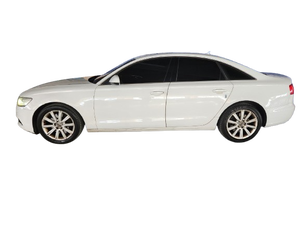 Audi A6 4ª Generación, Diésel Coreano, Automático, Volante a la Izquierda, Sedán con Tapicería de Cuero Oscuro [300-500 Unidades Mensuales] - Product Image 3