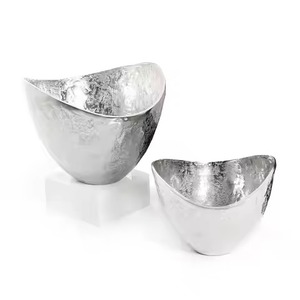 Cuenco DE FECHA DE SERVICIO DE Metal dorado superior Patas pequeñas Nuevo diseño para fiestas de fruteros Sirviendo frutas de chocolate Característica biodegradable - Product Image 4