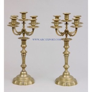 Candélabres décoratifs en métal de couleur noire Candélabres de décoration de table de grande taille pour la maison et le salon de qualité supérieure - Product Image 6