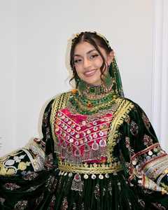 Venta al por mayor de las mujeres de moda Vestido de estilo afgano de longitud completa totalmente cosido fiesta boda Festival vestido acampanado para adultos - Product Image 2