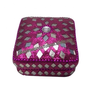 Traditional Iron Sindoor and Jewelry <b>Box</b> With <b>Mirror</b> Design in Assorted Color for Women and Girls - Product Image 5