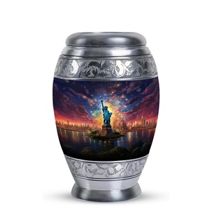 Urne funéraire peinte esthétique Cardinal en métal urne abordable en métal peinte à la main solide pour cendres urne funéraire adulte taille personnalisée - Product Image 1