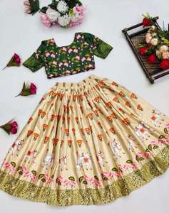 Hermoso atuendo de estilo moderno Twell Silk Lehenga Choli con trabajo estampado pesado Exportador y proveedor indio a tarifa de venta completa - Product Image 2