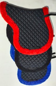 Coussin de selle anglais matelassé durable pour chevaux, fausse fourrure et coton, mélange de couleurs et de motifs, meilleur prix - Product Image 2