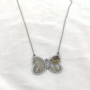 Joyería de moda al por mayor para mujer, collar de cadena de cable de mariposa con piedras preciosas de labradorita con ajustes de garra pavimentada para regalo - Product Image 2