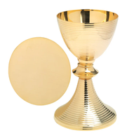 Calice de cérémonie en laiton avec patène de style moderne pour l'église en occasion sacrée en cours d'utilisation du meilleur exportateur en Inde