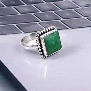 Fait à la main solide en argent Sterling 925 teint émeraude béryl pierre bijoux fins unisexe Design anneaux à la mode ultime anneaux pour elle - Product Image 3