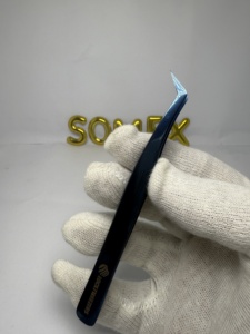 Recubrimiento en Polvo azul para mujer de la mejor calidad con punta dorada Pinzas de extensión de pestañas de volumen de 90 grados - Product Image 5