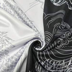 Maillot de football de qualité supérieure 100% polyester sublimé avec motif de dragon, col rond, taille personnalisée, léger et respirant, vêtements de football - Product Image 5