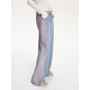 2025 Fashion Trend Middle Waist Dual-Tone Gradient Casual Breathable Women Wide-Leg Jeans OEM Service - Product Image 2
